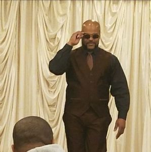 Meet your Posher, Zachary